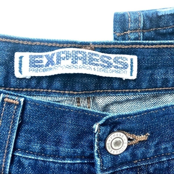 Express Precision Fit Riot Siren Medium Wash 100% Cotton Denim Bootcut Jeans 10 - Picture 2 of 10